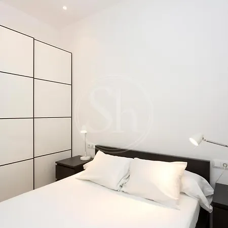 En Sagrada Familia E Apartmán